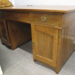 630 5043 WRITING DESK